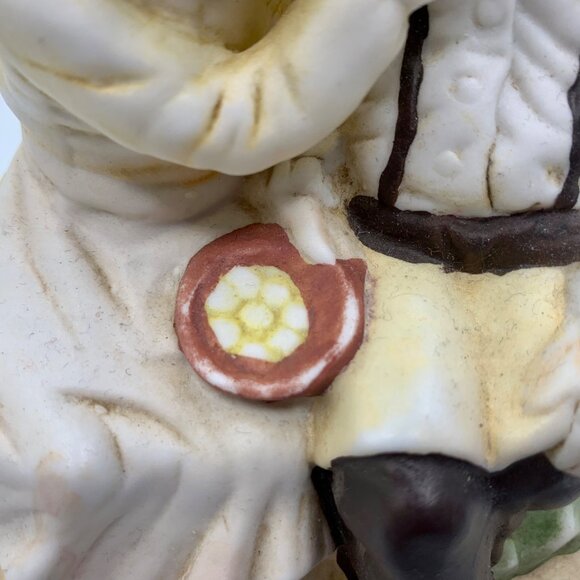 Vintage Figurine Of Elderly Couple Sitting On A Bench With Glasses & Red Bow Tie - Picture 7 of 7